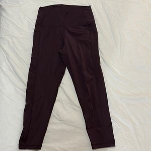 zyia active crop leggings with pockets. Size 6/8 in great condition.